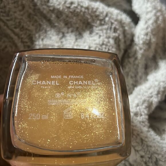 CHANEL N°5 The Gold Body Oil - Gold - Picture 3 of 3